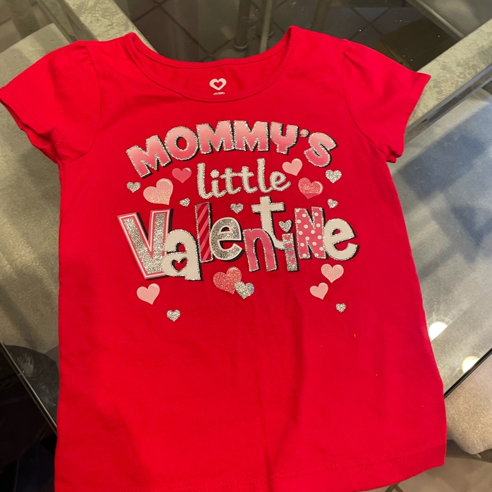 NWOT RED MOMMY’s LITTLE VALENTINE TEE
